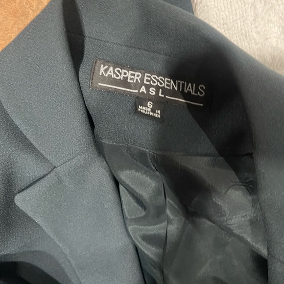 Kasper Set - Picture 6 of 7